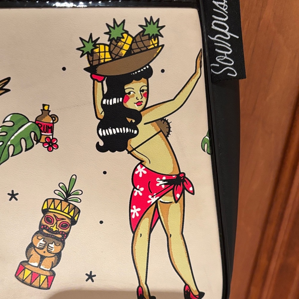Sourpuss Black and Red Hula Dancers Shoulder Bag - Picture 4 of 7